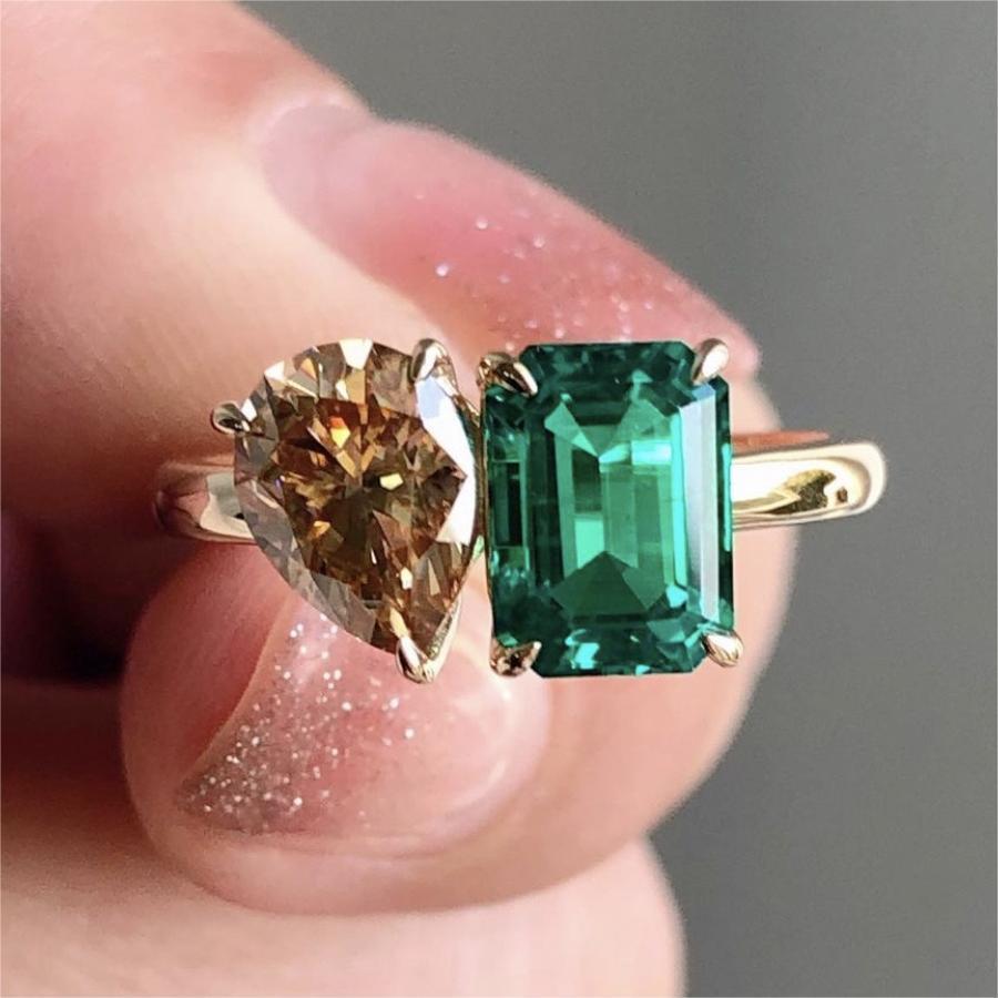 Elegant Green &amp; Yellow Zircon Square Ring